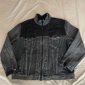 Levis mock neck trucker jean jacket in washed out black/grey oversize Large